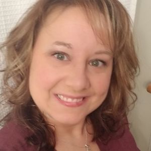 Meet your Posher, Desiree